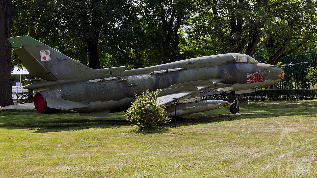 9306 - Sukhoi Su-22 M4 (Poland - Air Force) / Other location - Koszalin - Muzeum Obrony Przeciwlotniczej Poland [/]