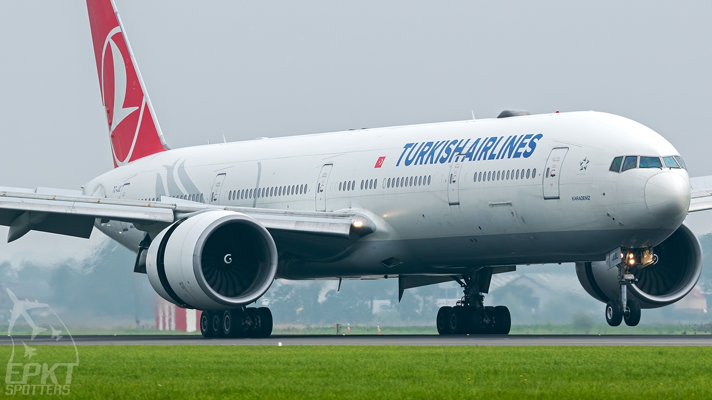 TC-JJL - Boeing 777 -3F2(ER) (Turkish Airlines) / Amsterdam Airport Schiphol - Amsterdam Netherlands [EHAM/AMS]