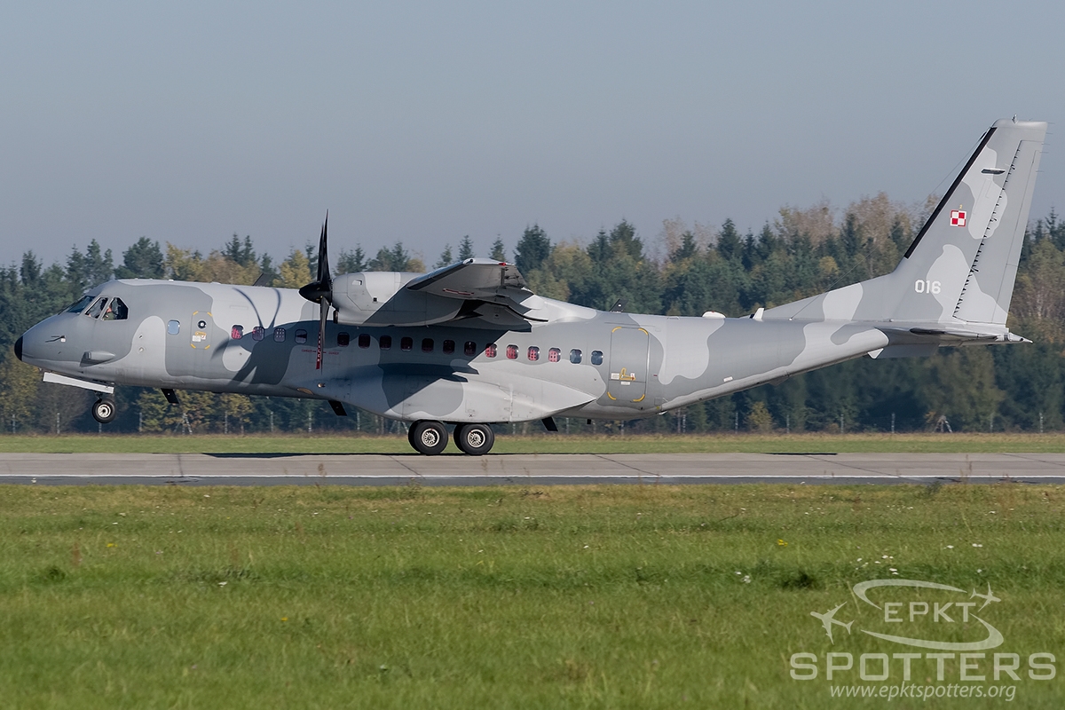 016 - CASA C-295 M (Poland - Air Force) / Krzesiny - Poznan Poland [EPKS/]