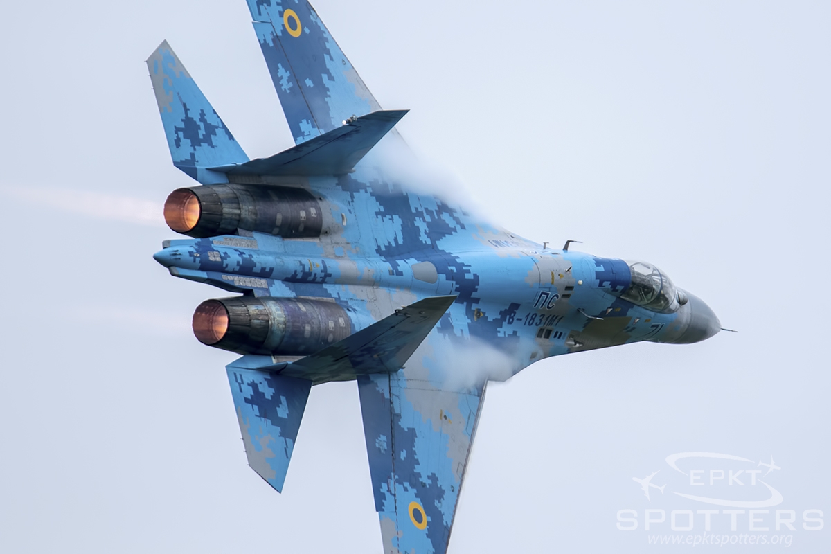 71 - Sukhoi Su-27  UB Flanker C (Ukraine - Air Force) / Radom - Radom Poland [EPRA/RDO]