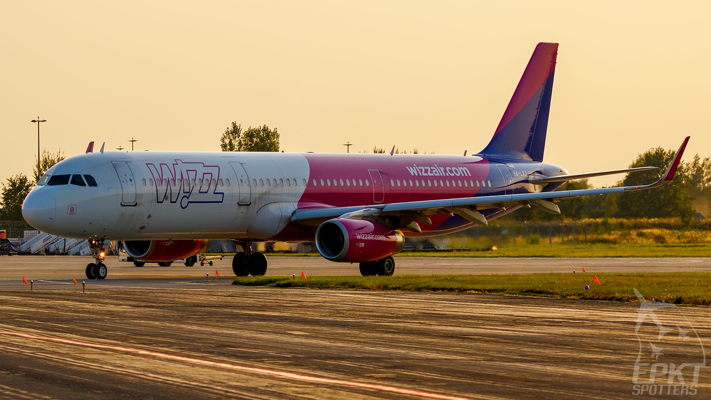 HA-LXJ - Airbus A321 -231(WL) (Wizz Air) / Pyrzowice - Katowice Poland [EPKT/KTW]