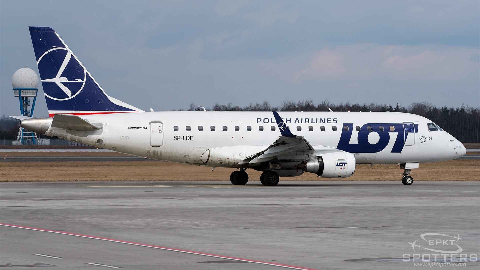 SP-LDE - Embraer 170 -100LR (LOT Polish Airlines) / Pyrzowice - Katowice Poland [EPKT/KTW]