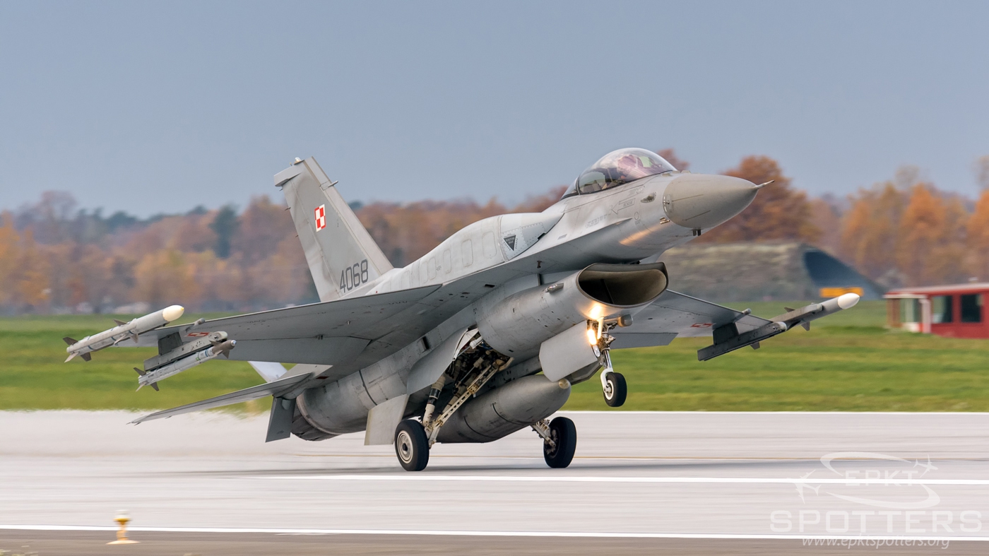 4068 - Lockheed Martin F-16 C Fighting Falcon (Poland - Air Force) / 32 Baza Lotnictwa Taktycznego - Lask Poland [EPLK/]