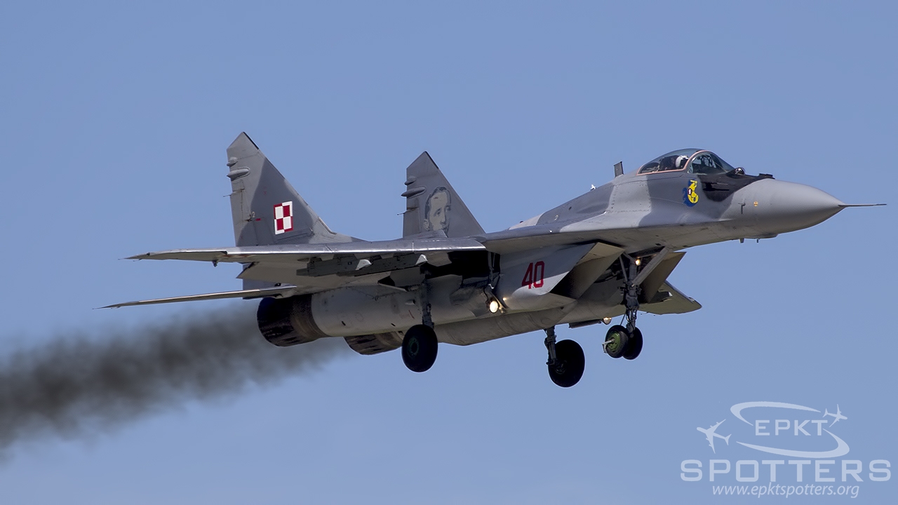 40 - Mikoyan Gurevich MiG-29 Fulcrum A (Poland - Air Force) / 23 Baza Lotnictwa Taktycznego - Minsk Mazowiecki Poland [EPMM/]