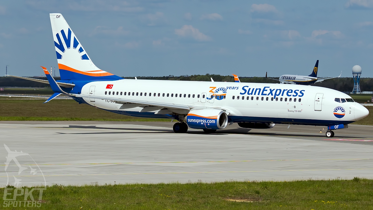 TC-SOF - Boeing 737 -8HC (SunExpress) / Pyrzowice - Katowice Poland [EPKT/KTW]