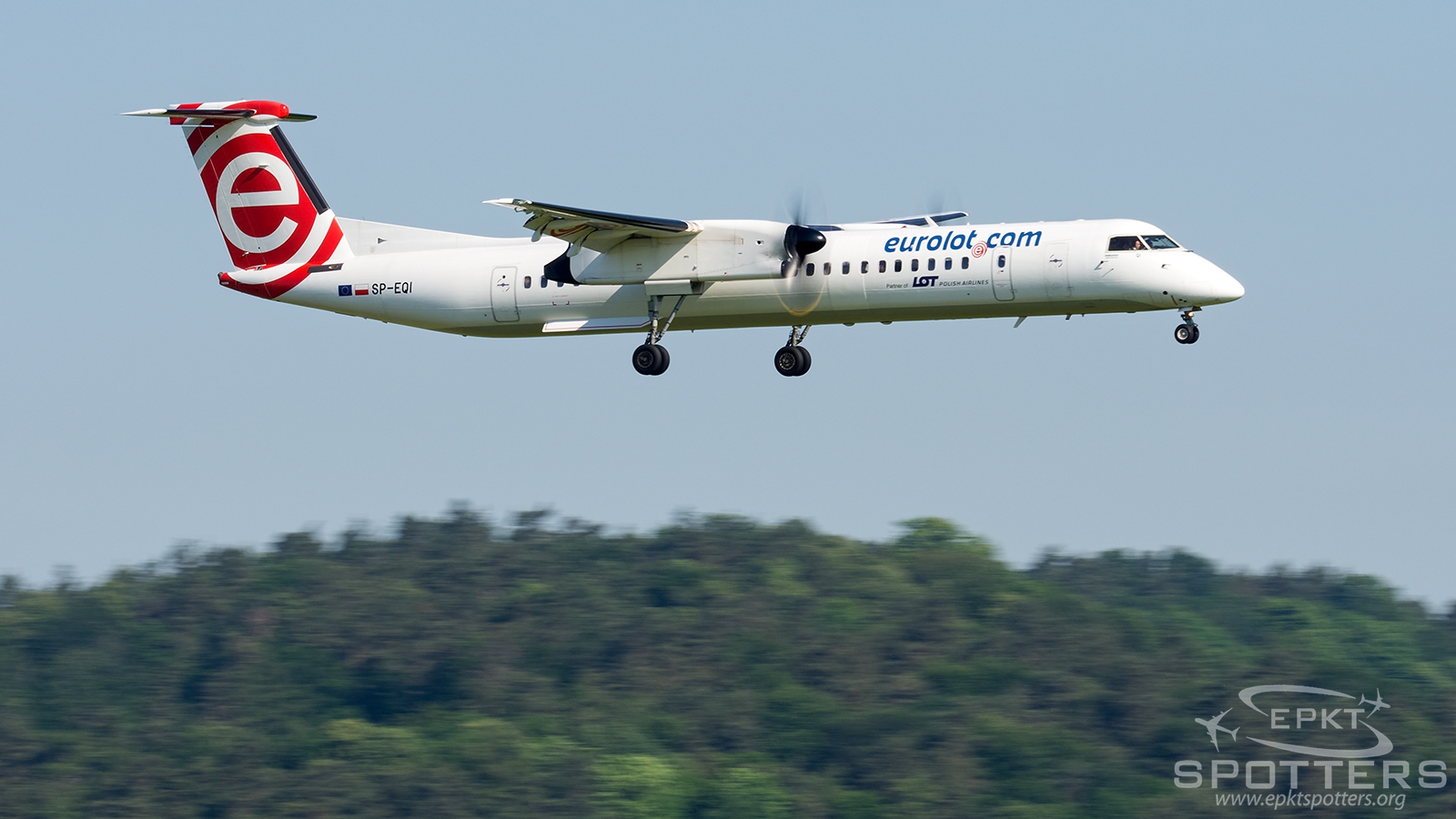 SP-EQI - Bombardier Dash 8 -Q402NextGen (LOT) / Balice - Krakow Poland [EPKK/KRK]
