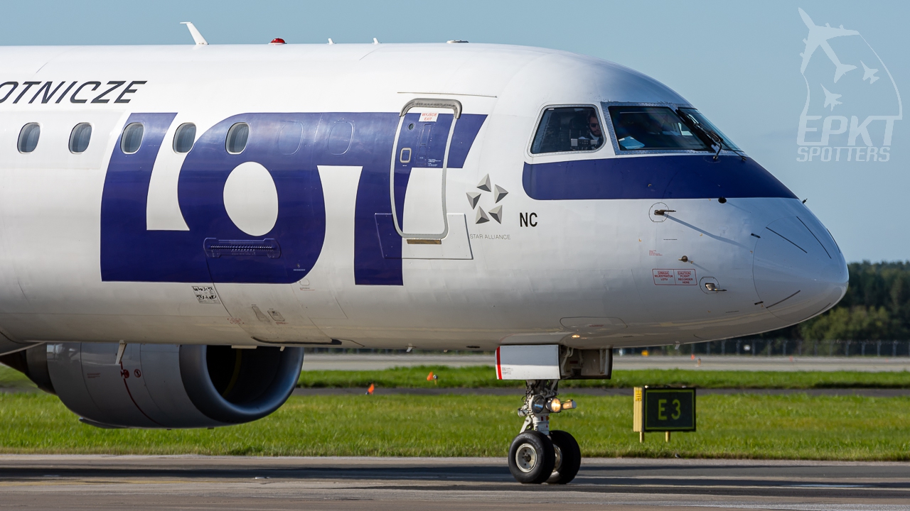 SP-LNC - Embraer 190 -200LR (LOT Polish Airlines) / Pyrzowice - Katowice Poland [EPKT/KTW]