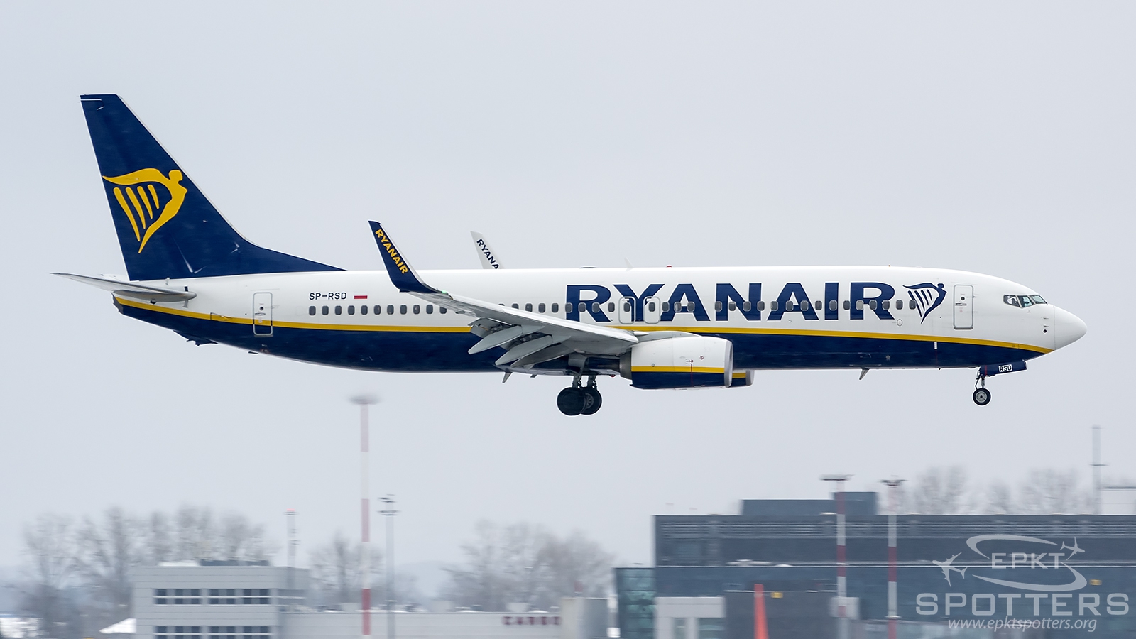 SP-RSD - Boeing 737-8AS   (Ryanair Sun ) / Balice - Krakow Poland [EPKK/KRK]
