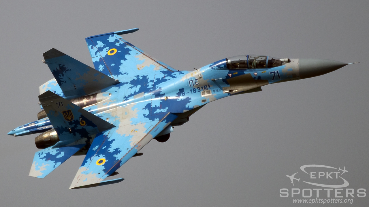 71 - Sukhoi Su-27  UB Flanker C (Ukraine - Air Force) / Radom - Radom Poland [EPRA/RDO]