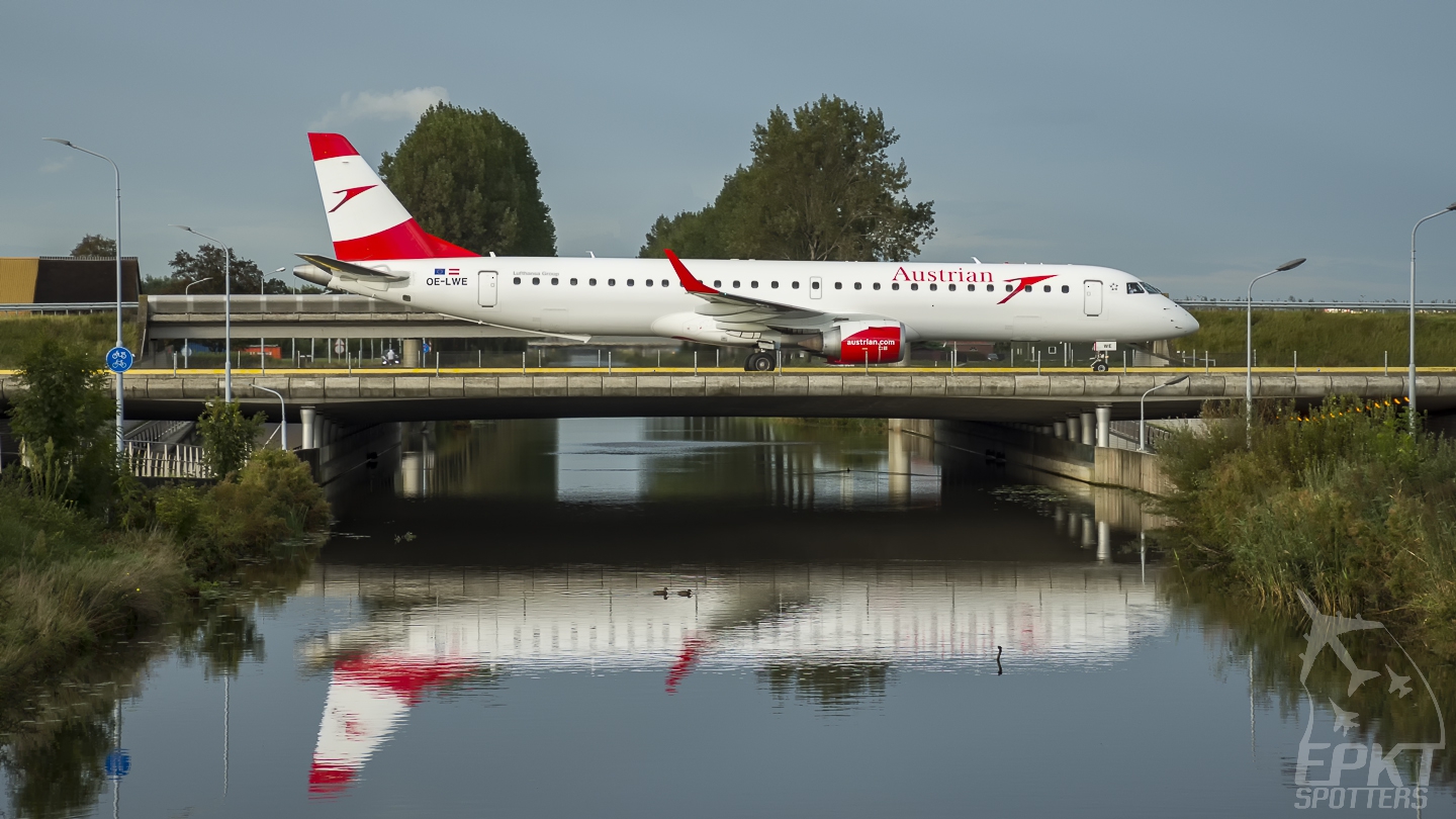 OE-LWE - Embraer 190 -200LR (Austrian Airlines) / Amsterdam Airport Schiphol - Amsterdam Netherlands [EHAM/AMS]