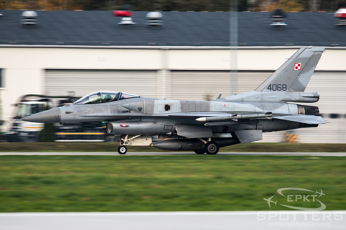 4068 - Lockheed Martin F-16 C Fighting Falcon (Poland - Air Force) / 32 Baza Lotnictwa Taktycznego - Lask Poland [EPLK/]