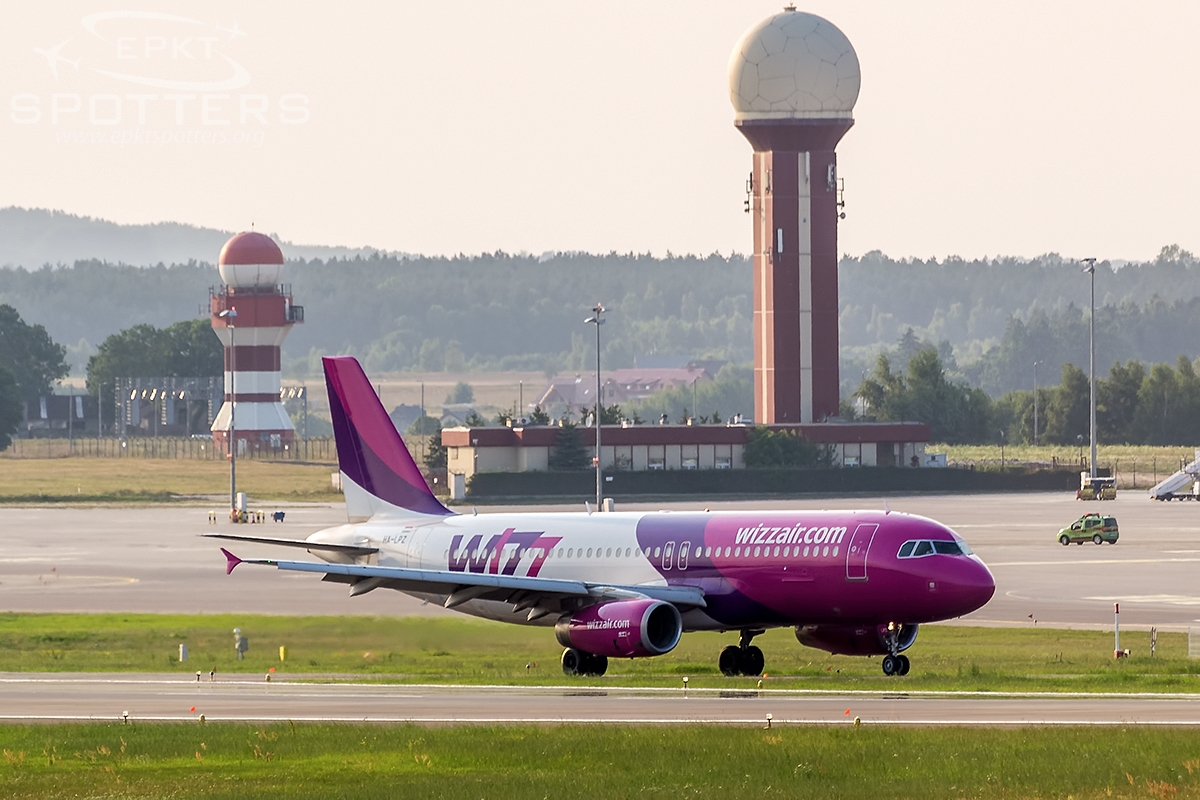 HA-LPN - Airbus A320 -232 (Wizz Air) / Lech Walesa - Gdansk Poland [EPGD/GDN]
