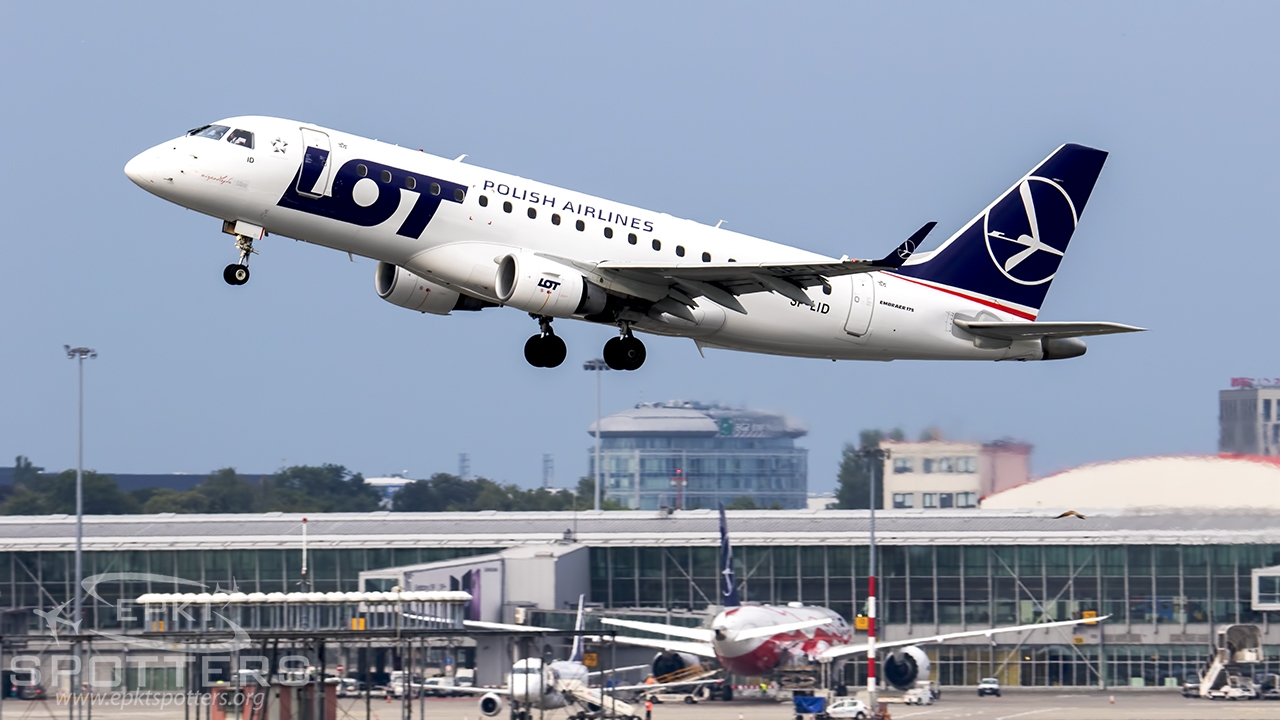 SP-LID - Embraer 170 -200SD (LOT Polish Airlines) / Chopin / Okecie - Warsaw Poland [EPWA/WAW]