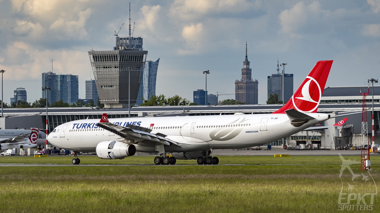 TC-JNP - Airbus 330 -343 (Turkish Airlines) / Chopin / Okecie - Warsaw Poland [EPWA/WAW]