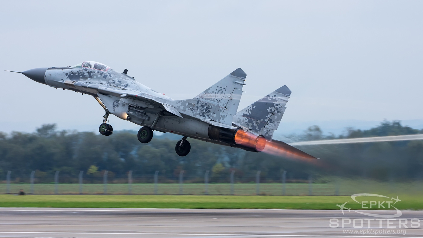 0921 - Mikoyan Gurevich MiG-29 AS Fulcrum (Slovakia - Air Force) / Leos Janacek Airport - Ostrava Czech Republic [LKMT/OSR]
