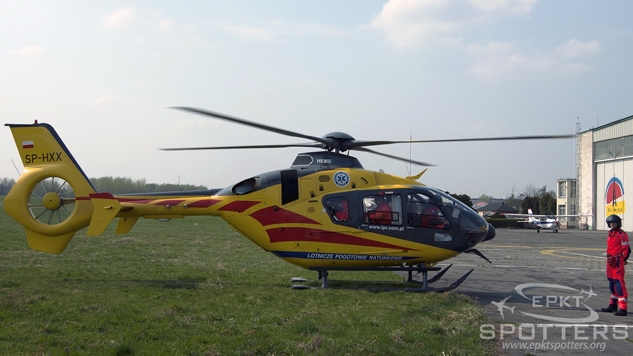 SP-HXX - Eurocopter EC-135 P2i (Lotnicze Pogotowie Ratunkowe - LPR) / Gliwice - Gliwice Poland [EPGL/]
