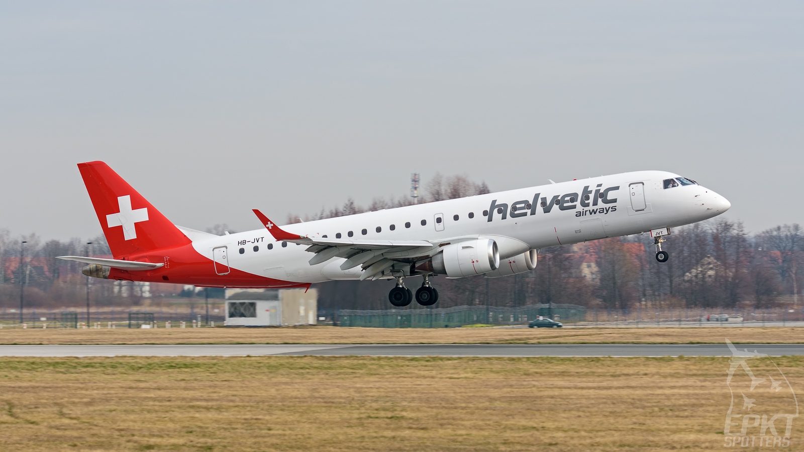 HB-JVT - Embraer 190 -100IGW (Helvetic Airways) / Nicolaus Copernicus - Wrocław Poland [EPWR/WRA]