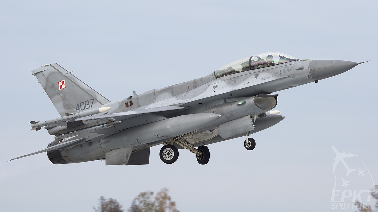 4087 - Lockheed Martin F-16 D Fighting Falcon (Poland - Air Force) / 32 Baza Lotnictwa Taktycznego - Lask Poland [EPLK/]