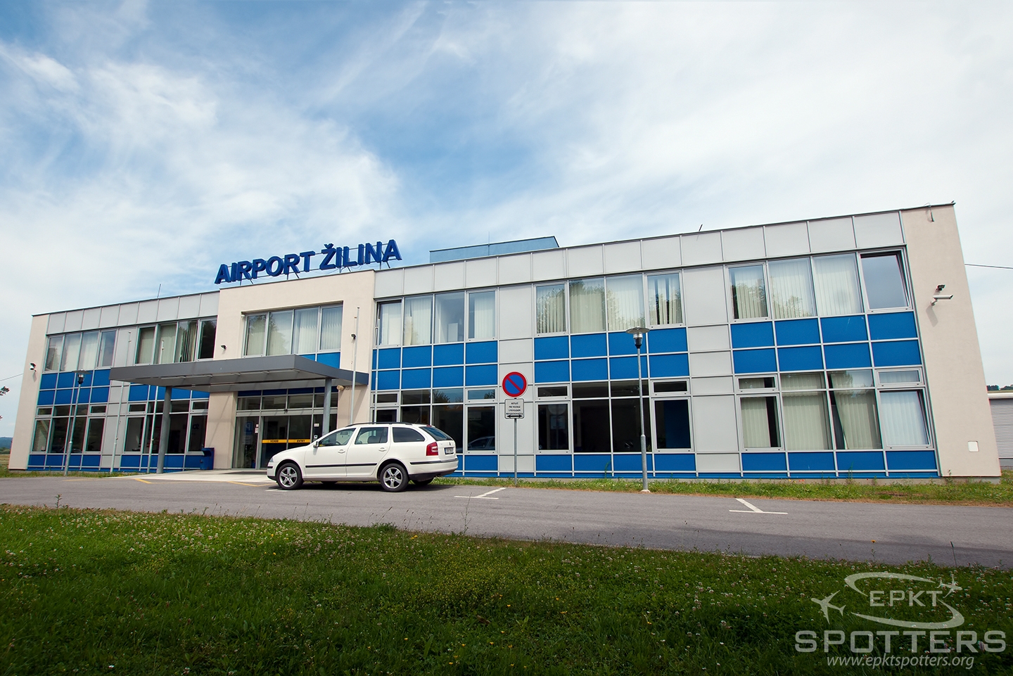 LZZI - Airport - Terminal  () / Žilina Airport - Žilina Slovakia [LZZI/ILZ]