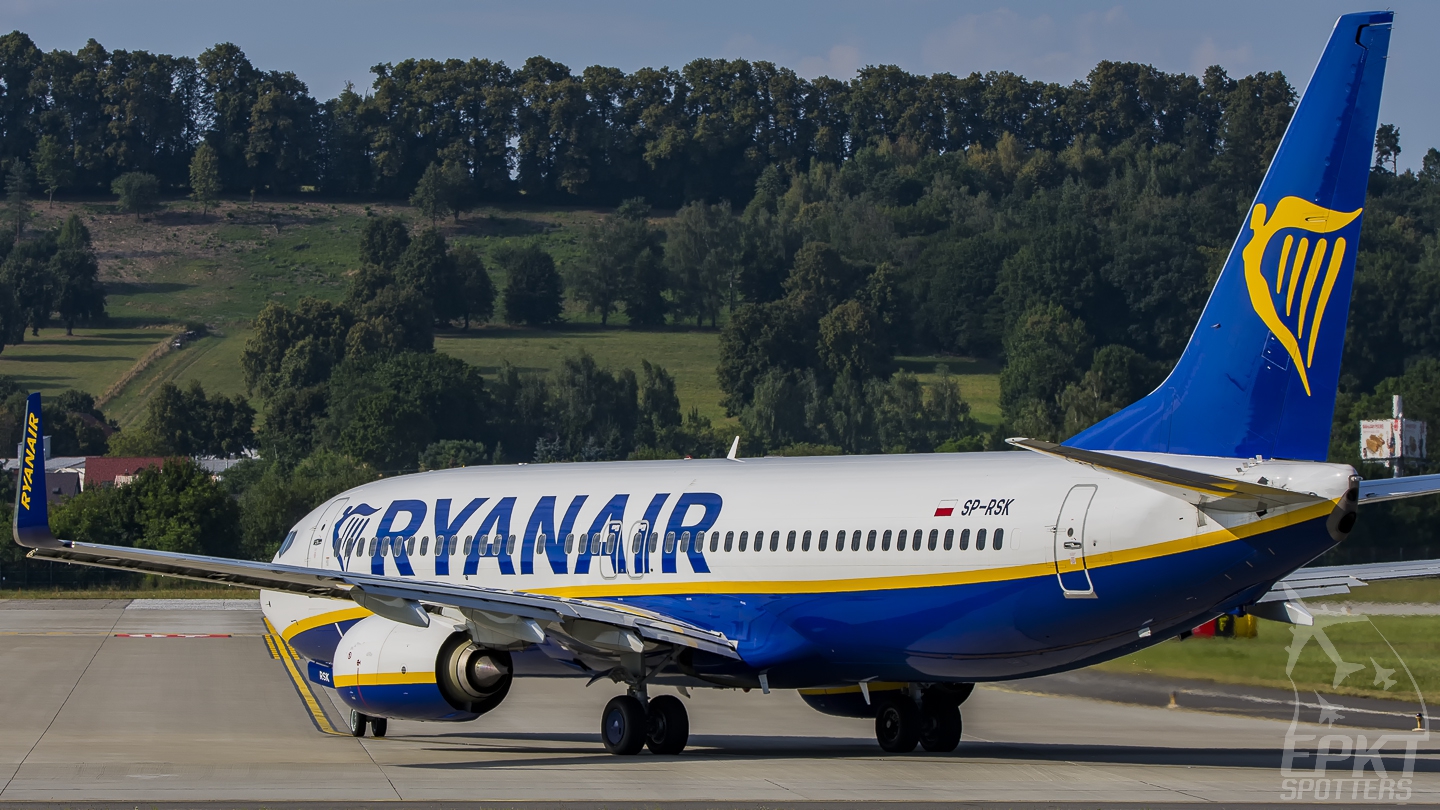SP-RSK - Boeing 737-8AS   (Ryanair Sun ) / Balice - Krakow Poland [EPKK/KRK]