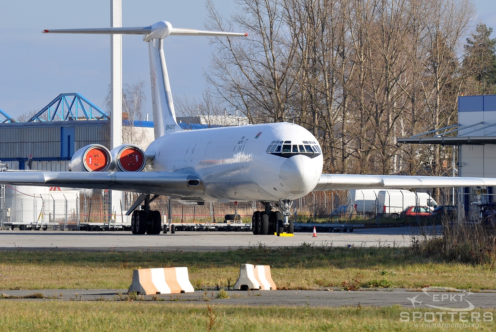 EW-450TR - Ilyushin Il-62 MGr (Rada Airlines) / Leos Janacek Airport - Ostrava Czech Republic [LKMT/OSR]