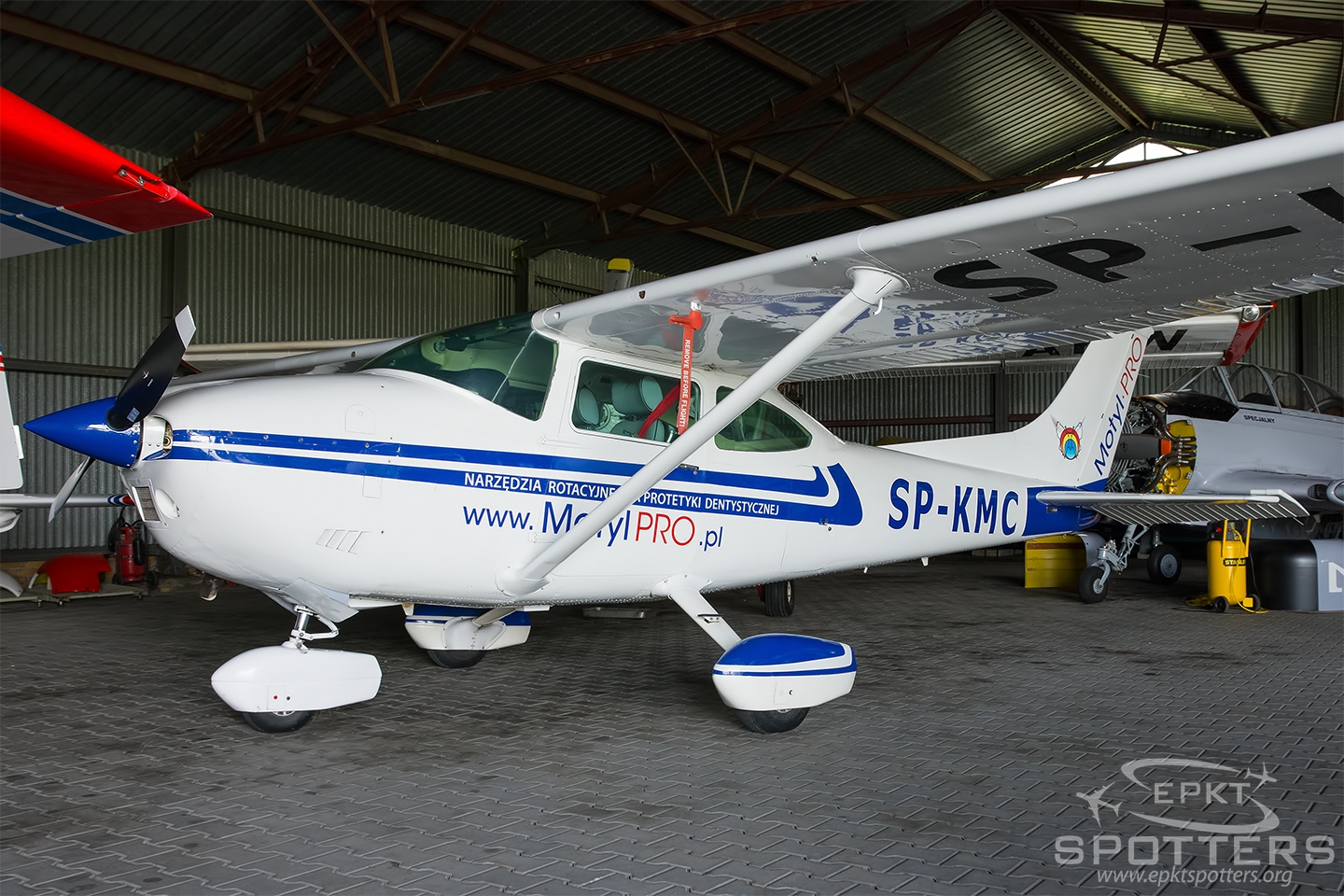 SP-KMC - Cessna 182 Skylane (Private) / Świdnik - Lublin Poland [EPSW/]