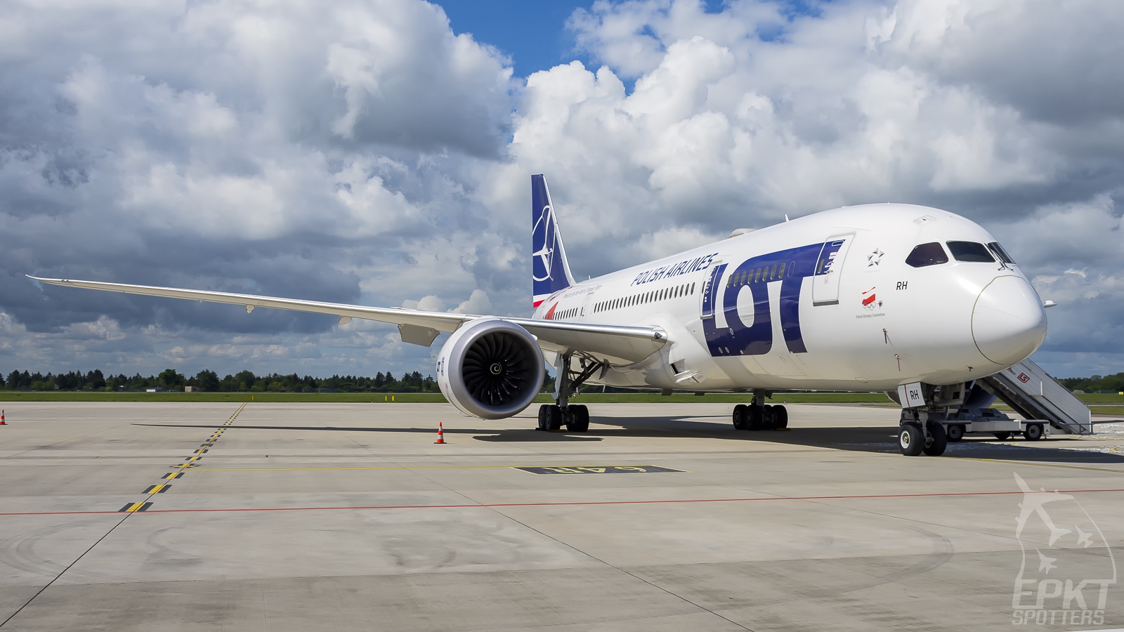 SP-LRH - Boeing 787 -85D Dreamliner (LOT Polish Airlines) / Chopin / Okecie - Warsaw Poland [EPWA/WAW]
