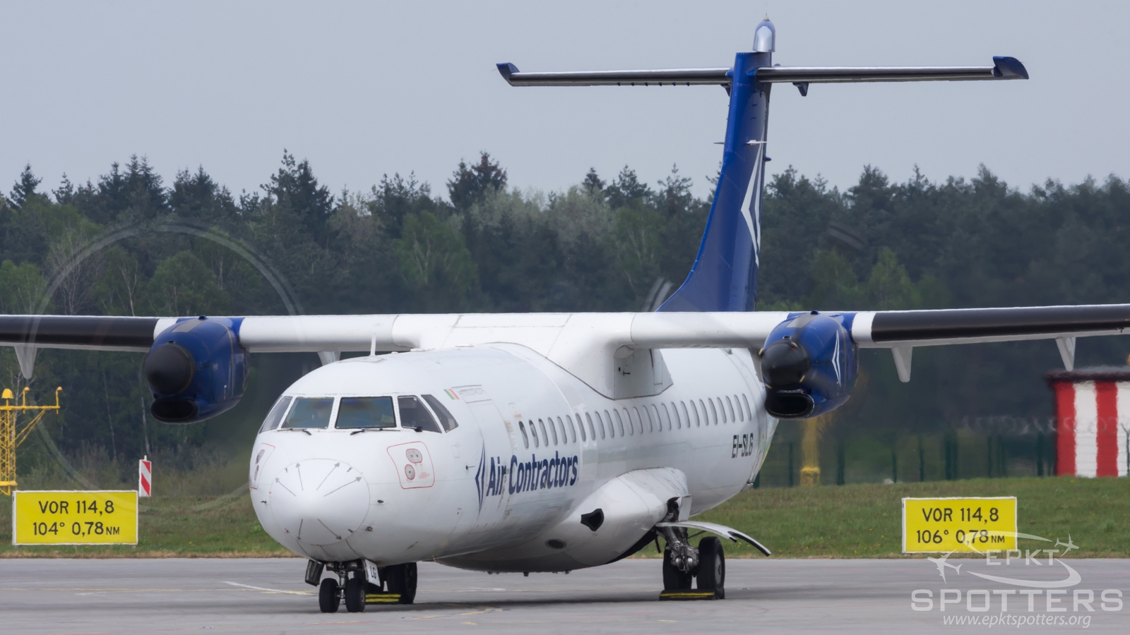 EI-SLG - ATR 72 -202(F) (Air Contractors) / Pyrzowice - Katowice Poland [EPKT/KTW]